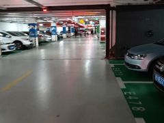 -静安大融城·停车场