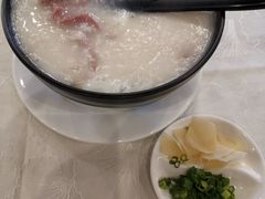 窝蛋牛肉粥-纳福苑(亮庆餐饮分店)