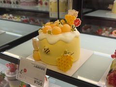 鲜打芒果蛋糕-花花卷卷·鲜食蛋糕(泉屋店)