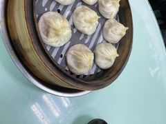 蟹黄汤包-食惠里小笼包面馆(越秀店)