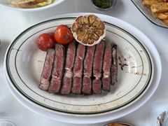 -MONICH牛排融合餐厅(和义大道购物中心店)