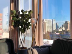 -The ROOF (通盈中心店)