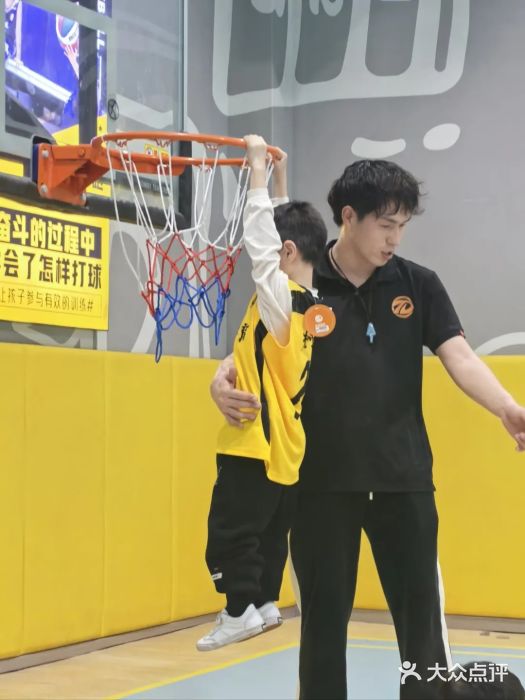 杜特体育青少年篮球训练营(西联广场校区)图片