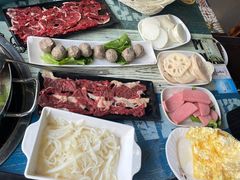 -刘少华贵州小黄牛·鲜牛肉火锅(总店)