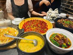 -万重锦·人文川菜馆(骡马市店)