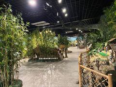 -龙凤山庄影视度假村