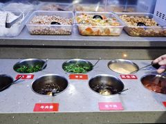 -佰人王串串香火锅(洋珠巷店)