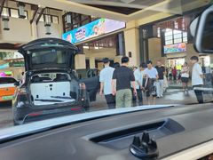 -一嗨租车(凤凰机场店)