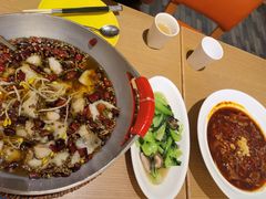 -渝信川菜 · 川味家常菜(财富购物中心店)