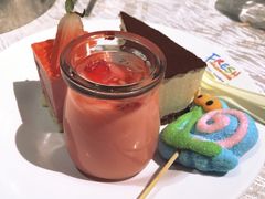 -领鲜活海鲜榴莲自助火锅(东门店)