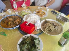 -华龙特色大骨鸡农家菜馆