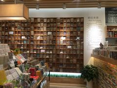 -猫的天空之城概念书店(印象城购物中心店)