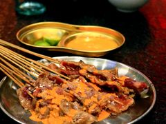 -何妹湿辣牛肉·粤式烧烤砂煲(桂雅路店)