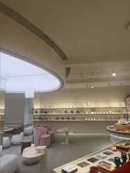 -SALON DE VANHADA