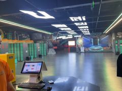 -极限PLAY运动娱乐新世界·团建派对潮玩休闲馆·室内蹦极高空游乐园