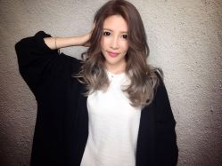 -SALON V
