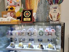 面包甜点陈列柜-野上麦田(中贸广场店)