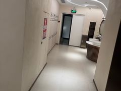 -滨力健身俱乐部