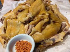 -头上红煨盐鸡乡村食府