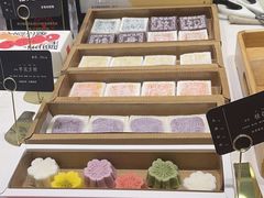 -阮大兴糕团(杭州西湖银泰百货店)