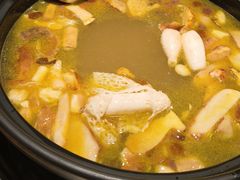-一朵菌·野生菌探索家火锅(南亚店)