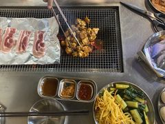 -马路牙子烧烤音乐酒馆(望京店)