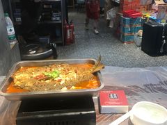 -老街烧烤大排档·地道湖北菜·龙虾馆(汉口火车站店)