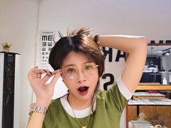 -罗伯特眼镜·蔡司官方授权(罗湖国贸店)