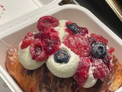 -BUTTERFUL&CREAMOROUS 黄油与面包(三里屯太古里店)