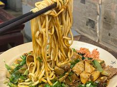 -方铲铲·成都板凳面(滨江银泰店)
