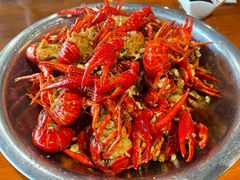 -琥珀老六龙虾(四里河店)