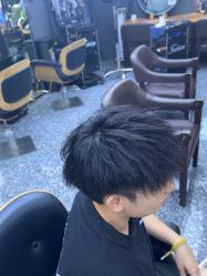 -藤野造型专业烫染接发