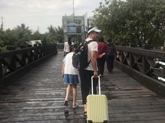 -万绿园