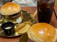 火烤墨西哥鲜椒牛肉汉堡-魏斯理汉堡(西安沣东吾悦店)