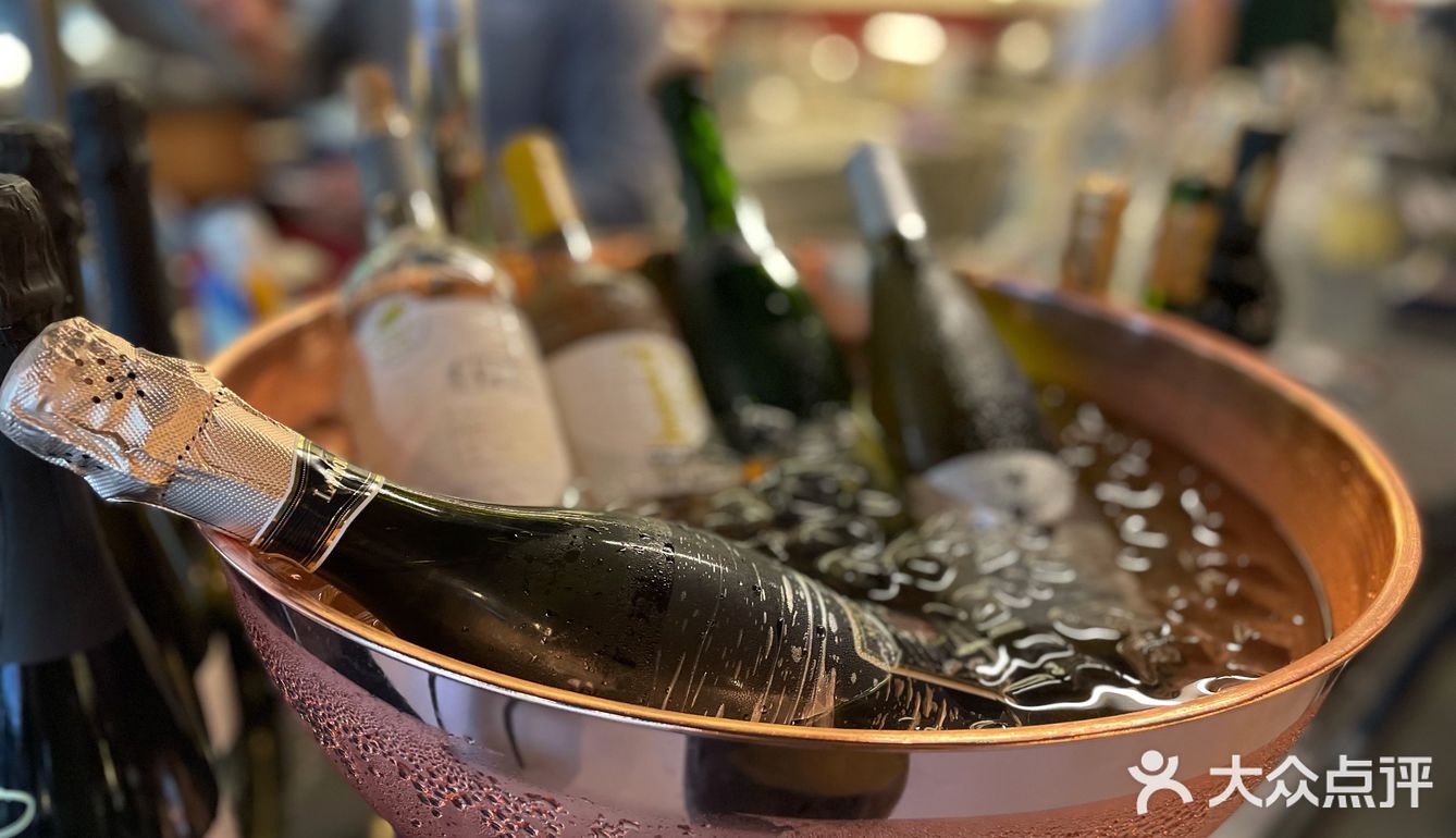 运河映巷里的宝藏brunch？老板娘说他们是酒吧！