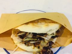 -烤鸭肉夹馍鸭汤店