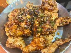 -BHC炸鸡(明洞总店)