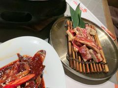 -草家酱蟹炭火烤肉店(珲春南路一店)