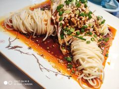 剁椒鱼头-云梦庭·剁椒鱼头(银泰中心in99店)
