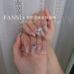 -Fanni美甲美睫皮肤管理