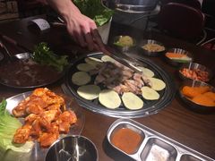 -·缸桶屋·韩式牛肋条自助烤肉(西湖D11店)