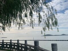 -麓舍全景太湖温泉别墅团建拓展会议亲子
