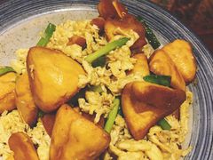 虾酱炒窝头-小铫鸡汤