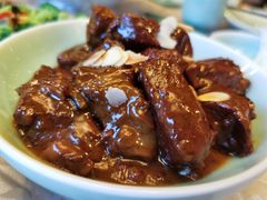 慢火焖小牛肉-山外山菜馆(玉泉路店)