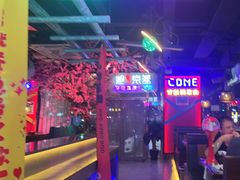 -路边边.炒菜烧烤.音乐餐厅(良乡长虹店)