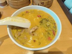 -三千粉牛肉米粉(来客茂店)