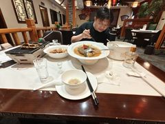 -鱼痴渔醉·食鲜集(月亮湾店)