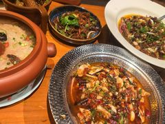 -老滇山寨•云南特色菜•地方菜•民族风情歌舞表演(金碧店)