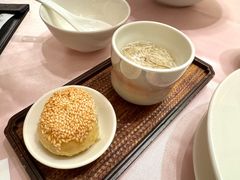 文思豆腐配蟹壳黄-江南灶中餐厅(南京香格里拉店)