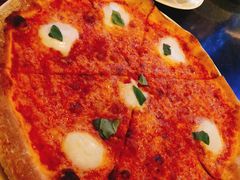 -WOLFGANG PUCK KITCHEN & BAR(迪士尼小镇店)